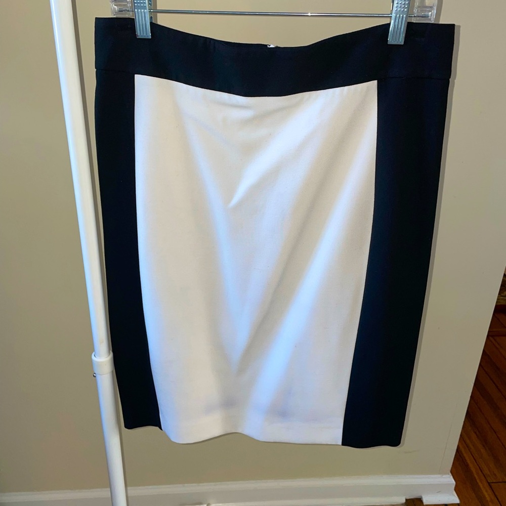 Black and White color block pencil skirt